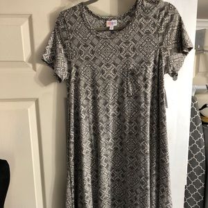 ❤️NWT❤️ LuLaRoe Carly size small